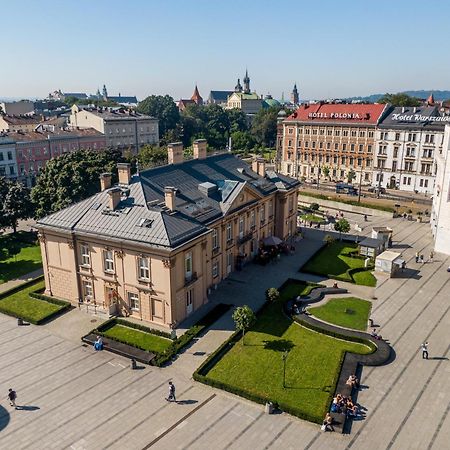 Central Palace - Loftaffair Collection Hotel Красков Екстериор снимка